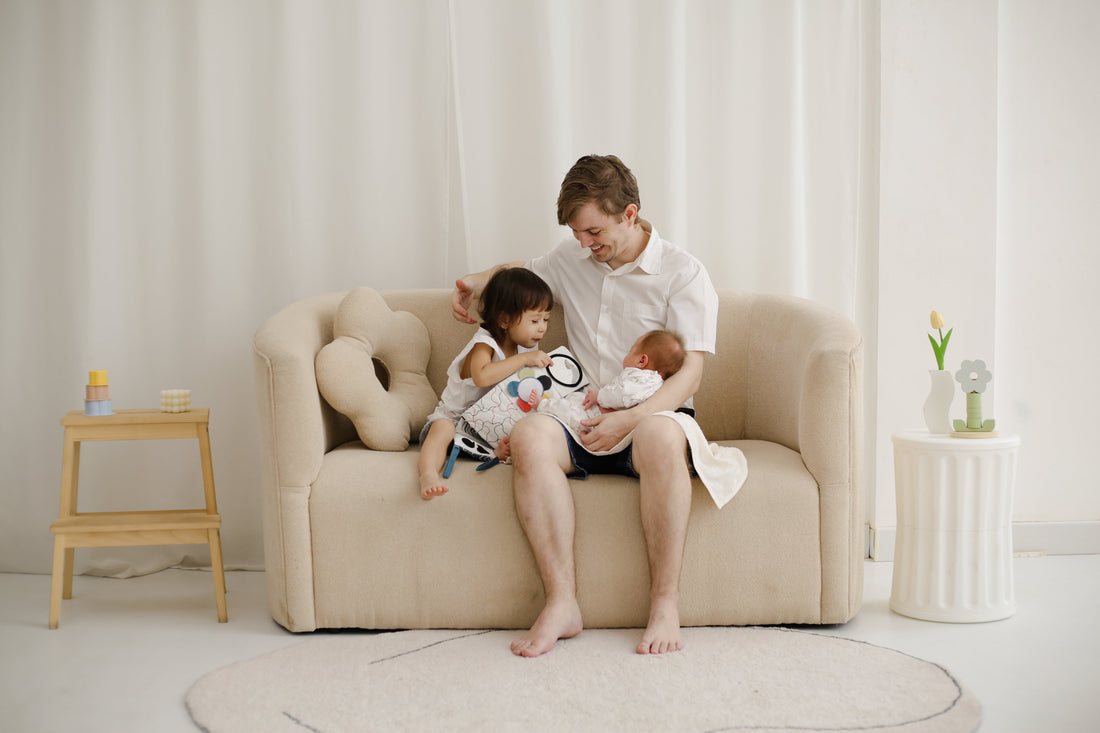 Stimulasi Sensorik untuk Anak Usia 0 - 6 Bulan