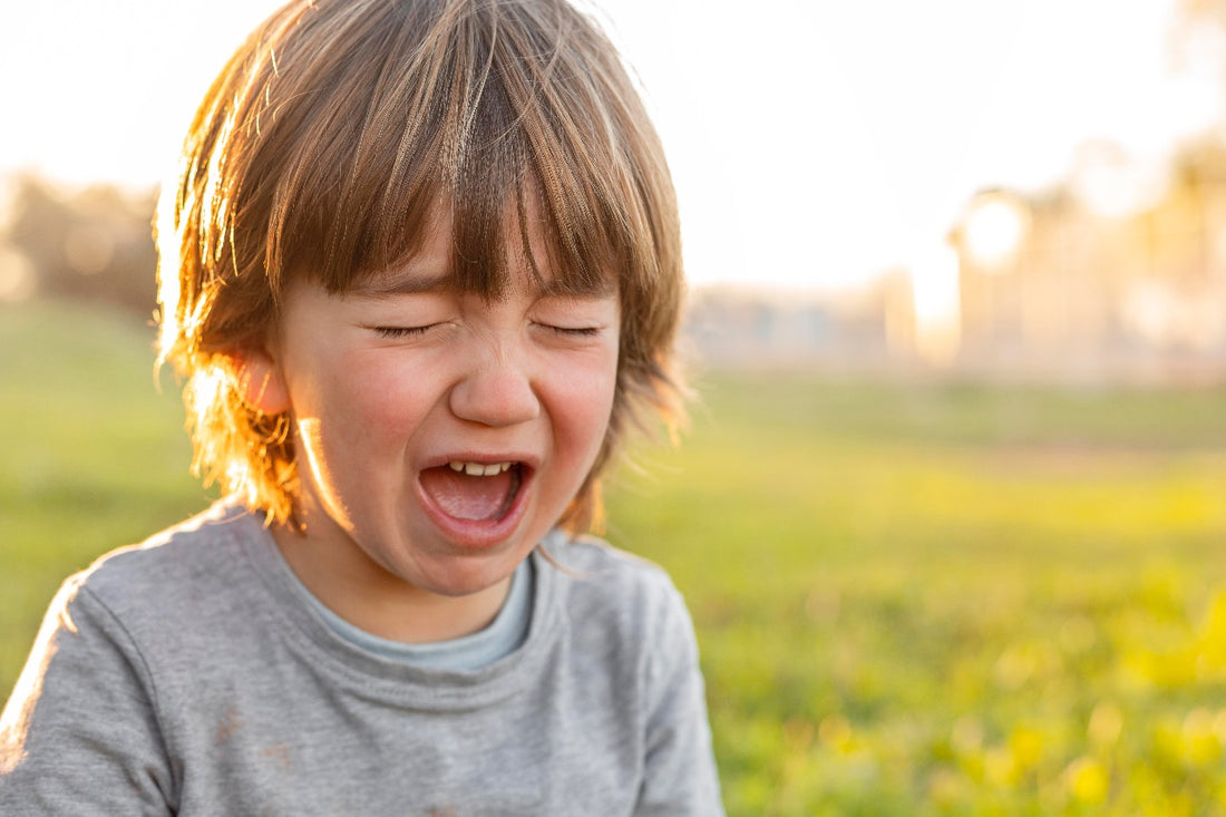 Cara Membantu Mengatasi Emosi Negatif Pada Anak