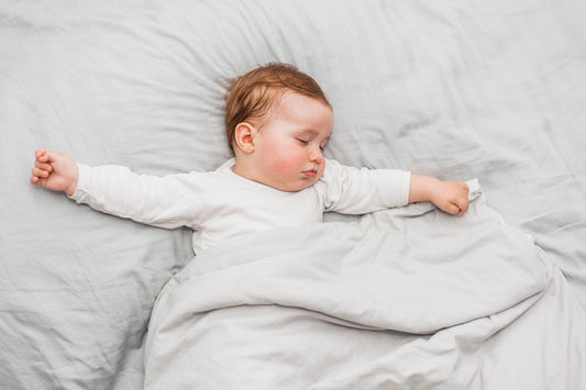 Tips Membuat Si Kecil Tidur Nyenyak di Malam Hari
